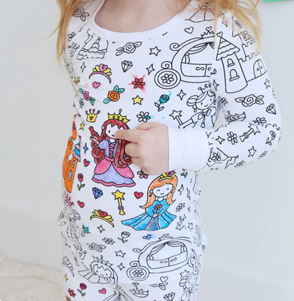 Kinder Pyjama Set & Buntstifte